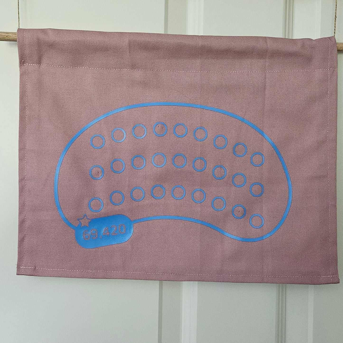 Pin Collection Banner in pink with inventory, Pins not included